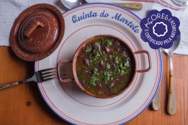 Polvo guisado à moda Terceirense